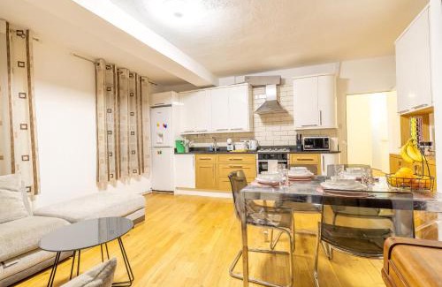 St. Johns Wood Apartment | Quiet location in central London, close to Paddington, Regent Park, Lord's Cricket, late check-in