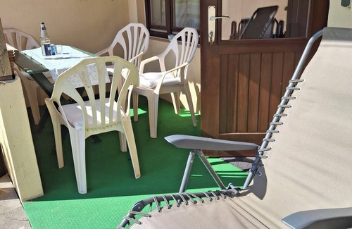 Tossens Apartment | "Quiet location, well equipped - 80 meters to the North Sea!"