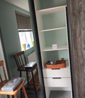 Pattiswick House | Quiet Loft Double Room forty-five minutes by train to London Liv Street