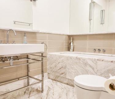 Powisle Apartment | Quiet Luxury Apartment Powiśle - Centrum Kopernik