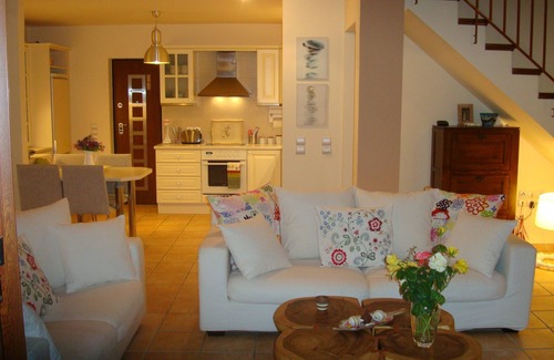 Zacharo Villa | Quiet, luxury beach villa w/huge pool, 5 min's walk from the beach