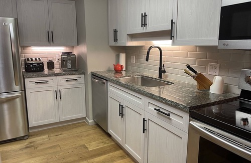 Blackcomb House | Quiet luxury on the golf course in Whistler - Upper Village . Pet friendly!