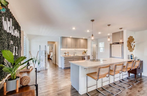 Melrose Meadows House | Quiet Luxury Retreat in Old Town Scottsdale - Saltwater Pool