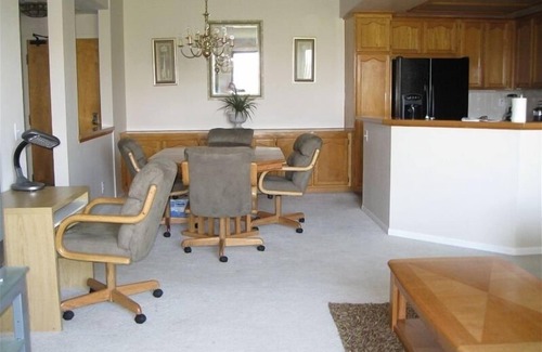 Mission Valley West Condo | Quiet Mission Valley Condo - Mission Valley, San Diego