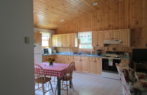 Bass Harbor Cottage | Quiet, Modern Island Getaway Cottage Close to Ocean