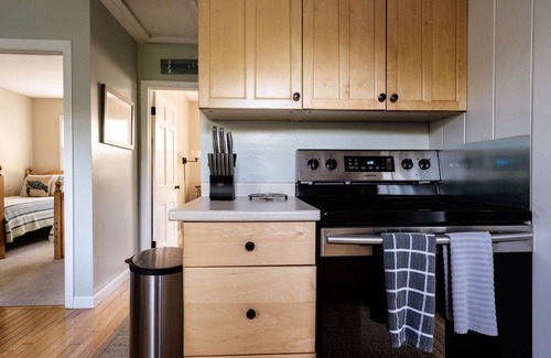 South Yarmouth House | Quiet Moments Cottage