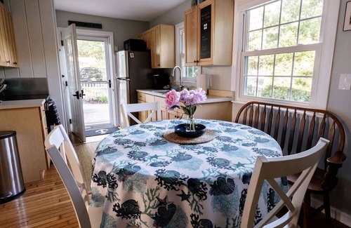 South Yarmouth House | Quiet Moments Cottage