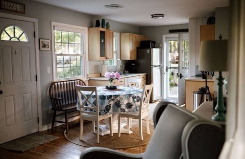 South Yarmouth House | Quiet Moments Cottage