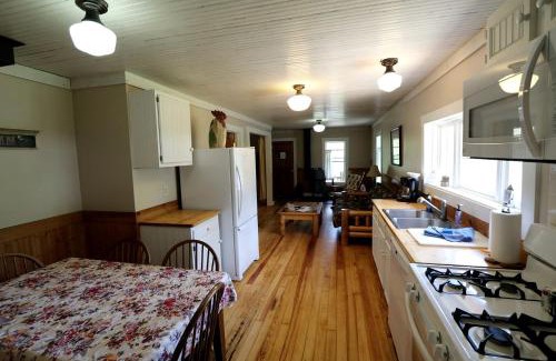 Clark House | Quiet Mountain Cabin with Barbecue near Steamboat Springs in Colorado