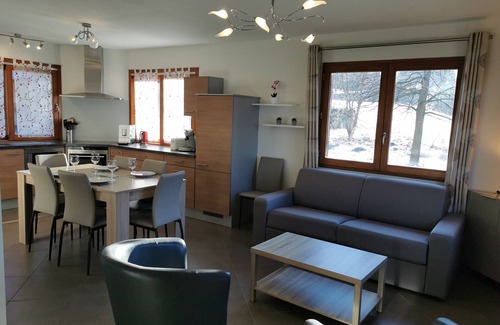 Laval Ski Chalet | Quiet mountain chalet near Prapoutel, 2 bedrooms
