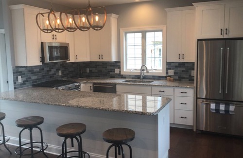 Country Club Estates House | Quiet neighborhood right near Rehoboth Ave with private pool