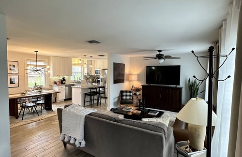 Nashville House | Quiet neighborhood, 10 minutes from downtown