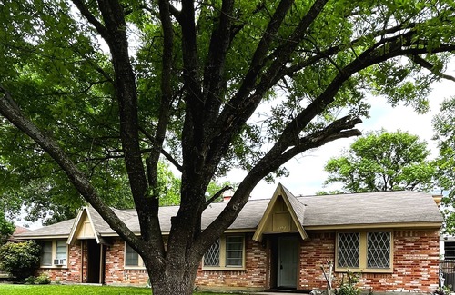 Fort Worth House | Quiet Neighborhood - Close to Downtown Fort Worth and Parker County