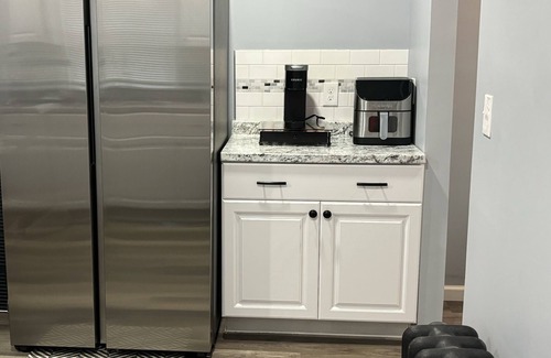 East Longmeadow House | Quiet Neighborhood-5BR near Big E, Mass Mutual, Six flags