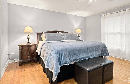 Warrenville House | Quiet neighborhood home with great access to many restaurants and hiking trails