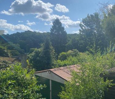 New Forest District House | Quiet New Forest attic room den