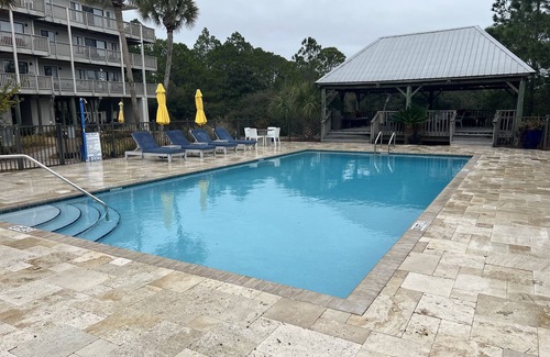 WaterSound West Beach Condo | Quiet newly renovated in 2024 Studio. 3 min walk to beach with 3 free bikes.