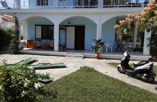 Nea Mesagkala Apartment | Quiet oasis of well-being for 2-5 persons, 300 m to the beach