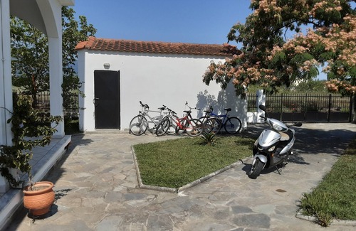 Nea Mesagkala Apartment | Quiet oasis of well-being for 2-5 persons, 300 m to the beach