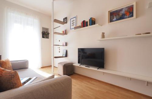 Washington Apartment | Quiet one bedroom near Tortona District