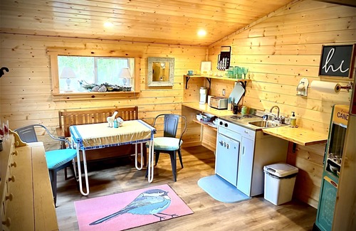 Bayfield House | Quiet, peaceful, spotless studio near Lake Superior and all Bayfield amenities.
