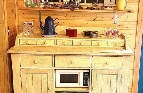 Bayfield House | Quiet, peaceful, spotless studio near Lake Superior and all Bayfield amenities.