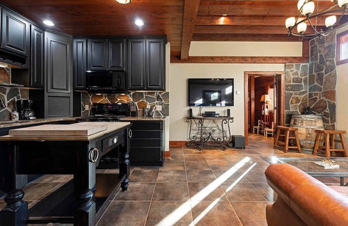Anaconda Cabin | Quiet Pintler Getaway - Minutes from Georgetown!