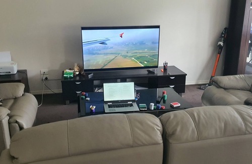 Wyndham Vale House | Quiet Place to stay