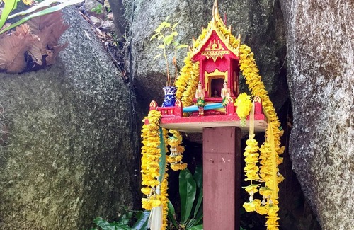 Na Mueang Villa | Quiet , private and secluded Guest Suite within a spacious Villa Sea view