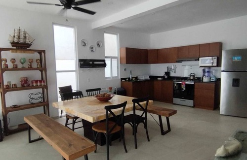 Puerto Morelos House | Quiet private house with lots of tropical trees around10 min away from the beach