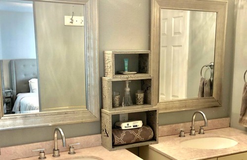Heathrow House | Quiet PRIVATE & Modern Beautiful (near Orlando, Bchs, +) LRG. 2br,2b Spacious