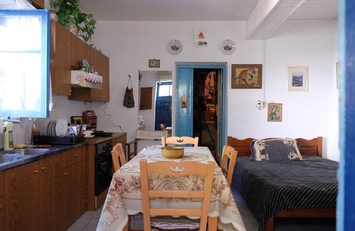 Pombia House | Quiet, Private yard and terrace, Fireplace, Wi-Fi