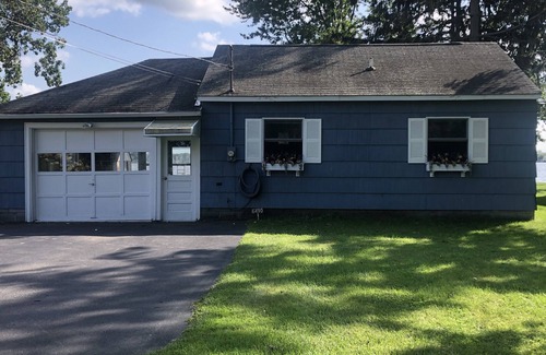 Brewerton House | Quiet property on lake Oneida