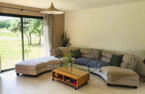 Meyrargues House | Quiet Provencal hillside villa, 10 minutes from Aix center, with no neighbors