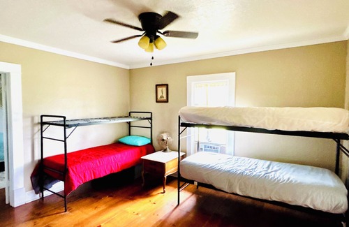 Sayre Cabin | Quiet ranch retreat full of rustic vintage charm! Located off I-40/Old Rt 66