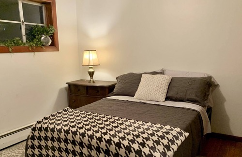 Redstar House | Quiet & Relaxing 3BR Cottage Near New River Gorge