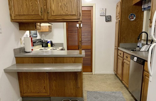 Redstar House | Quiet & Relaxing 3BR Cottage Near New River Gorge
