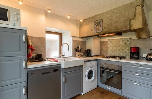 Saint-Bresson Cottage | Quiet renovated farmhouse - Pets allowed