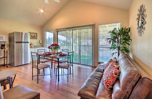 Northside Apartment | Quiet Rental with Balcony 14 Mi to Downtown Houston
