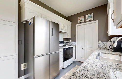 River Trace House | Quiet Residential Hideaway w/Big Backyard - Near Grand Ole Opry