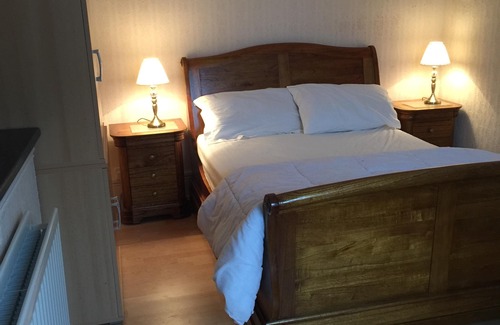 Droylsden Other | Quiet retreat 20 minutes from the city, 10 minutes from the motorway,