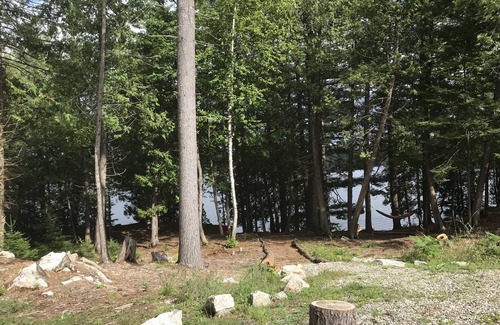North Frontenac Cottage | Quiet retreat on pristine lake with 700 ft of waterfront