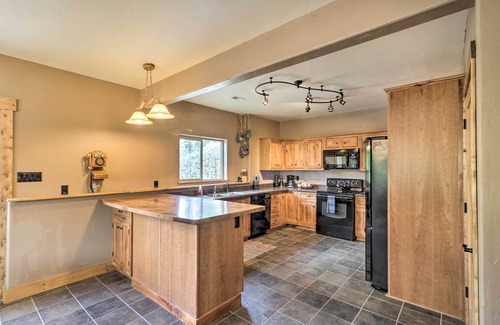 Lincoln County House | Quiet Riverside Retreat: Hike, Fish & Ski!