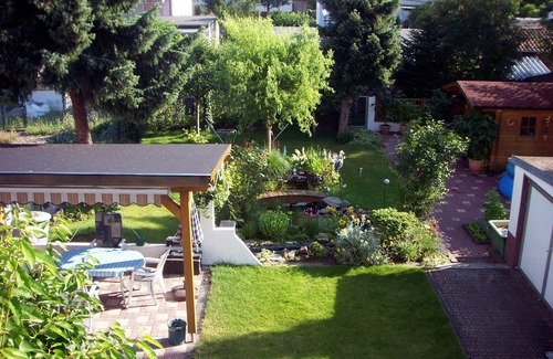 Schwanheim Apartment | Quiet rooms directly in Frankfurt - with many extras