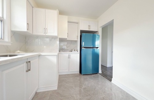 Bendale House | Quiet Room near Eglinton & Midland & TTC Bus