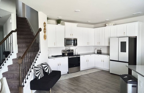 Lincoln Park House | Quiet Room with AC in Providence Village