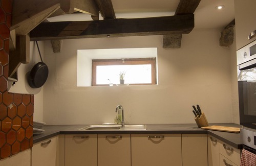 Rignac House | Quiet rural home with 12m private heated outdoor pool and studio space