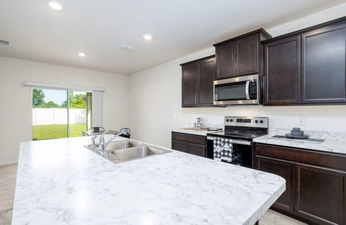 Titusville House | Quiet Scenic location 2br apt close to Orlando Attractions/Kennedy Space Center
