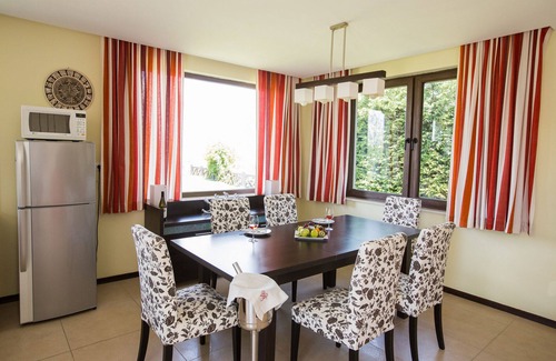Balchik Villa | Quiet seaside villa with pool, on PGA golf course, Blacksearama.