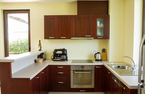 Balchik Villa | Quiet seaside villa with pool, on PGA golf course, Blacksearama.